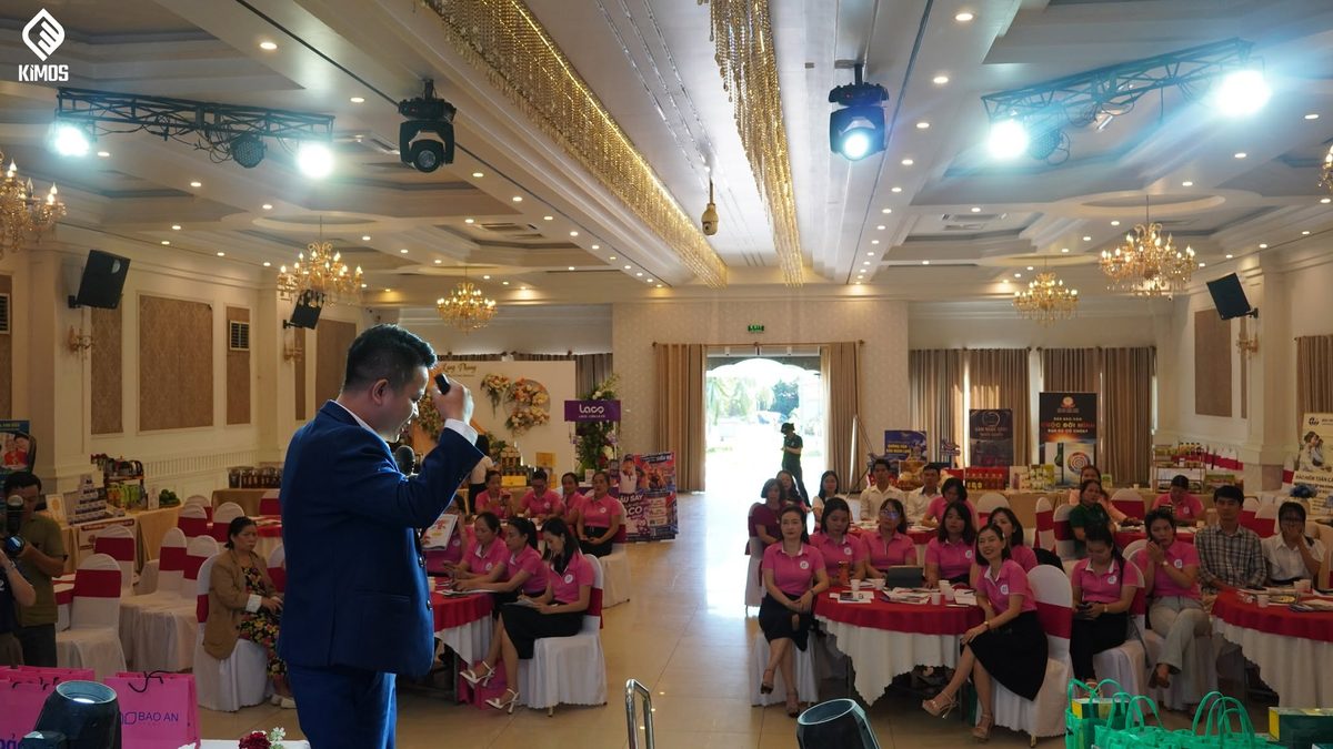 Học viên trình bày kết quả tại lớp